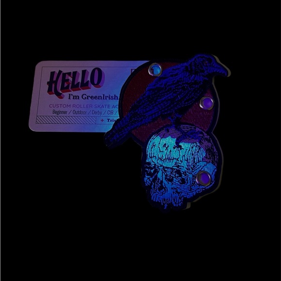 Raven skull shoe charm patch for roller skates and boots    Gothic shoe charms - Picture 9 of 9